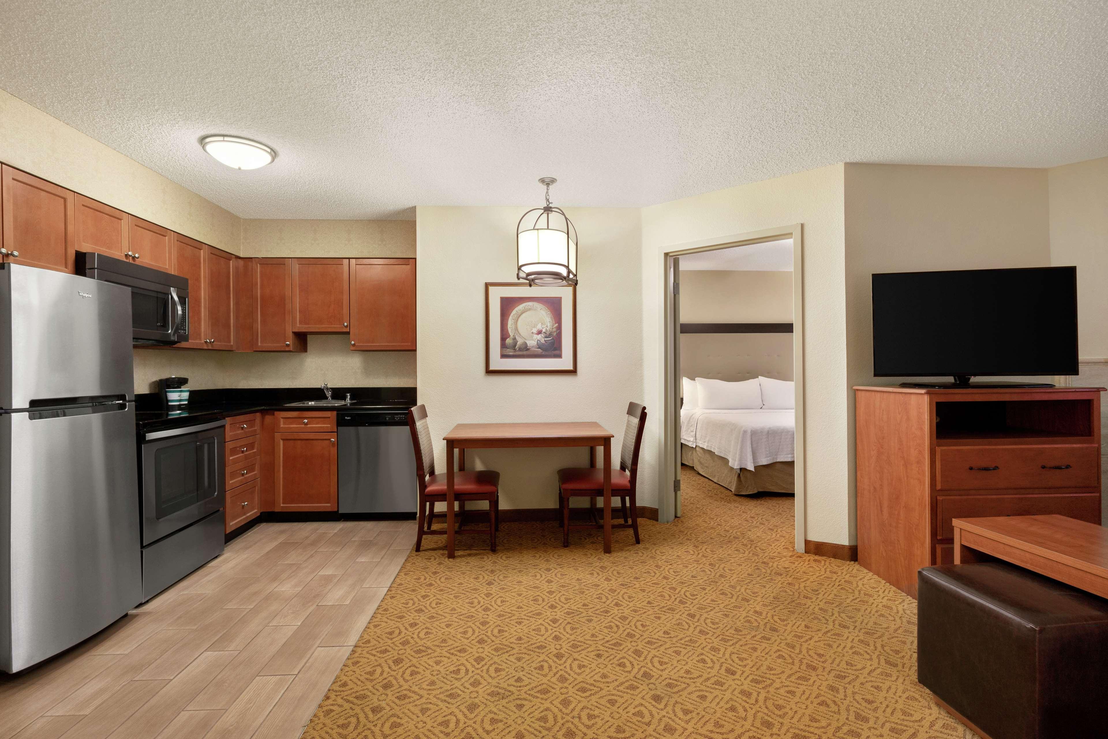 Homewood Suites By Hilton Dallas-Park Central Area Eksteriør bilde