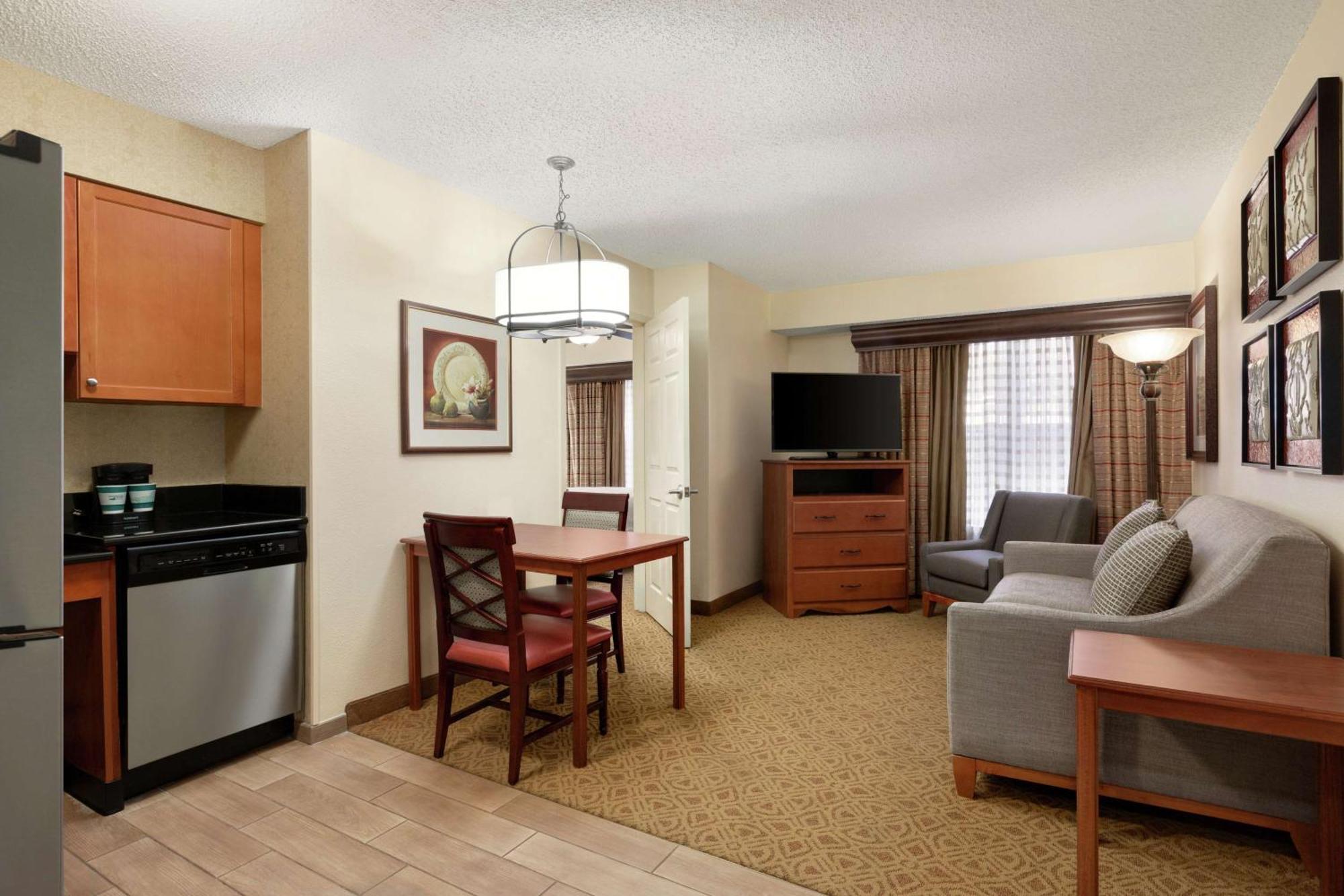 Homewood Suites By Hilton Dallas-Park Central Area Eksteriør bilde