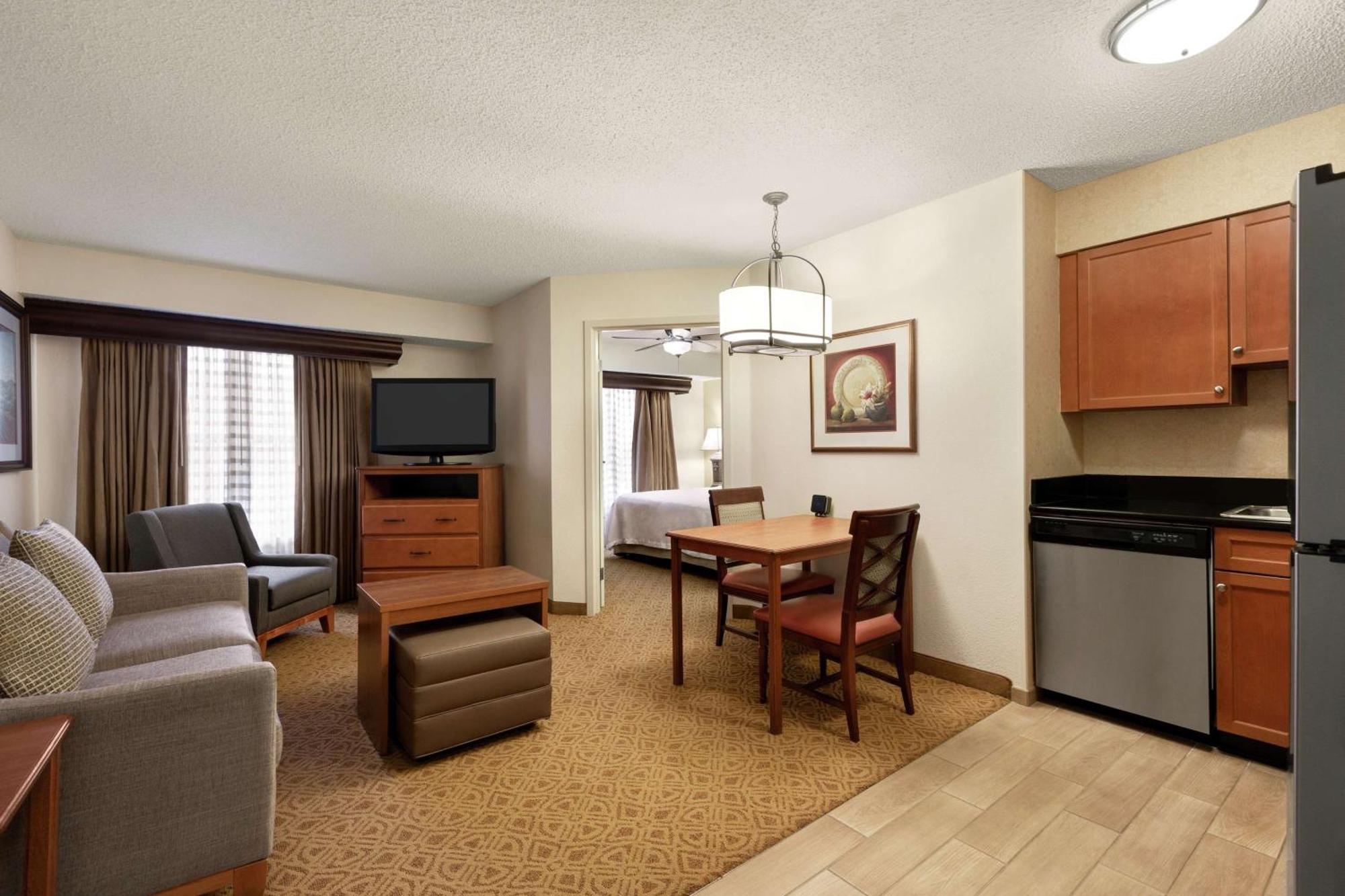 Homewood Suites By Hilton Dallas-Park Central Area Eksteriør bilde